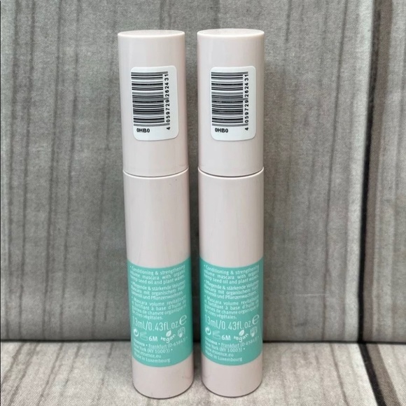 2 Essence High Beauty Vegan Volume Mascara Conditioning & Strengthening - Picture 2 of 2